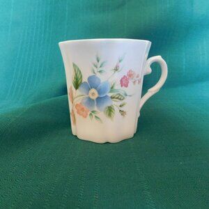 Royal Grafton pink blue flowers mug near mint condition